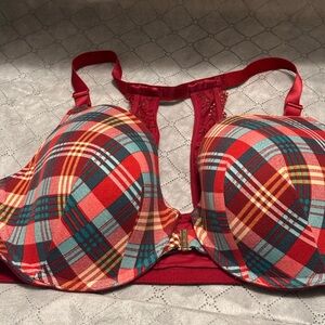 Cacique Lane Bryant Red Bra Front Closure Adorable Back with Lace 42DD NWOT